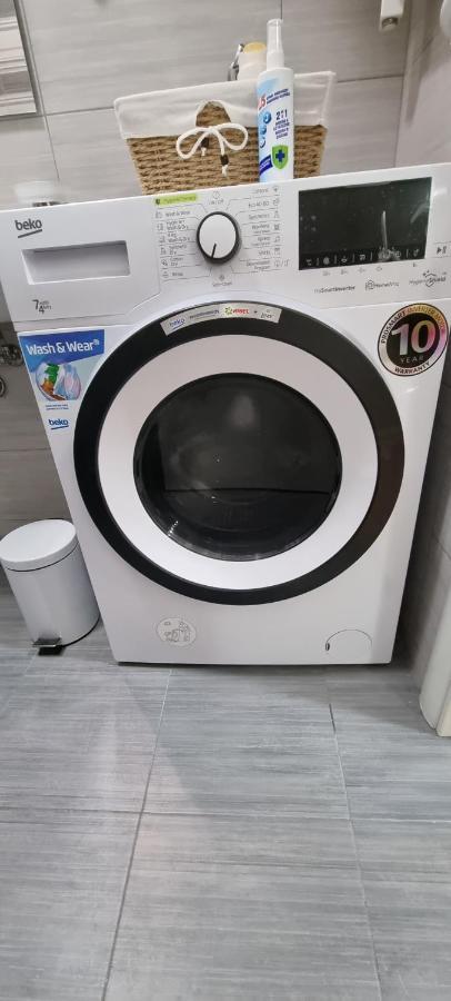 Grove II Apartment = Strict City Centre Νόβι Σαντ Εξωτερικό φωτογραφία